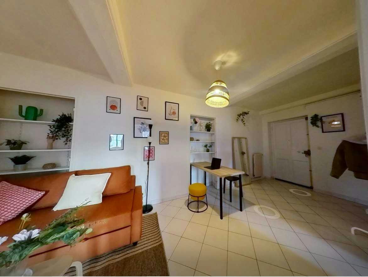Appartement – Lyon, Ainay, 2e Arrondissement - Plus