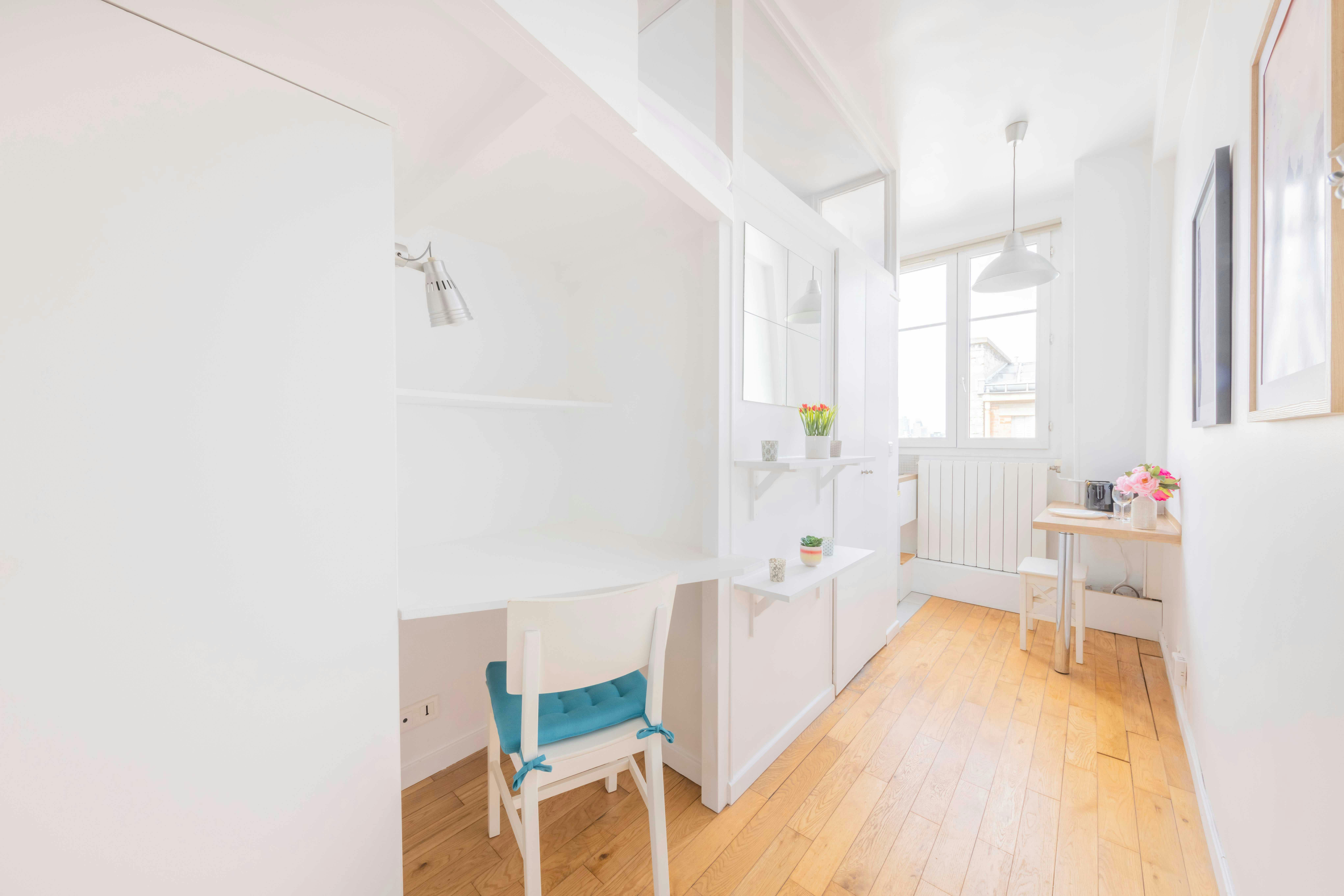 Rue Chalgrin, Paris preview