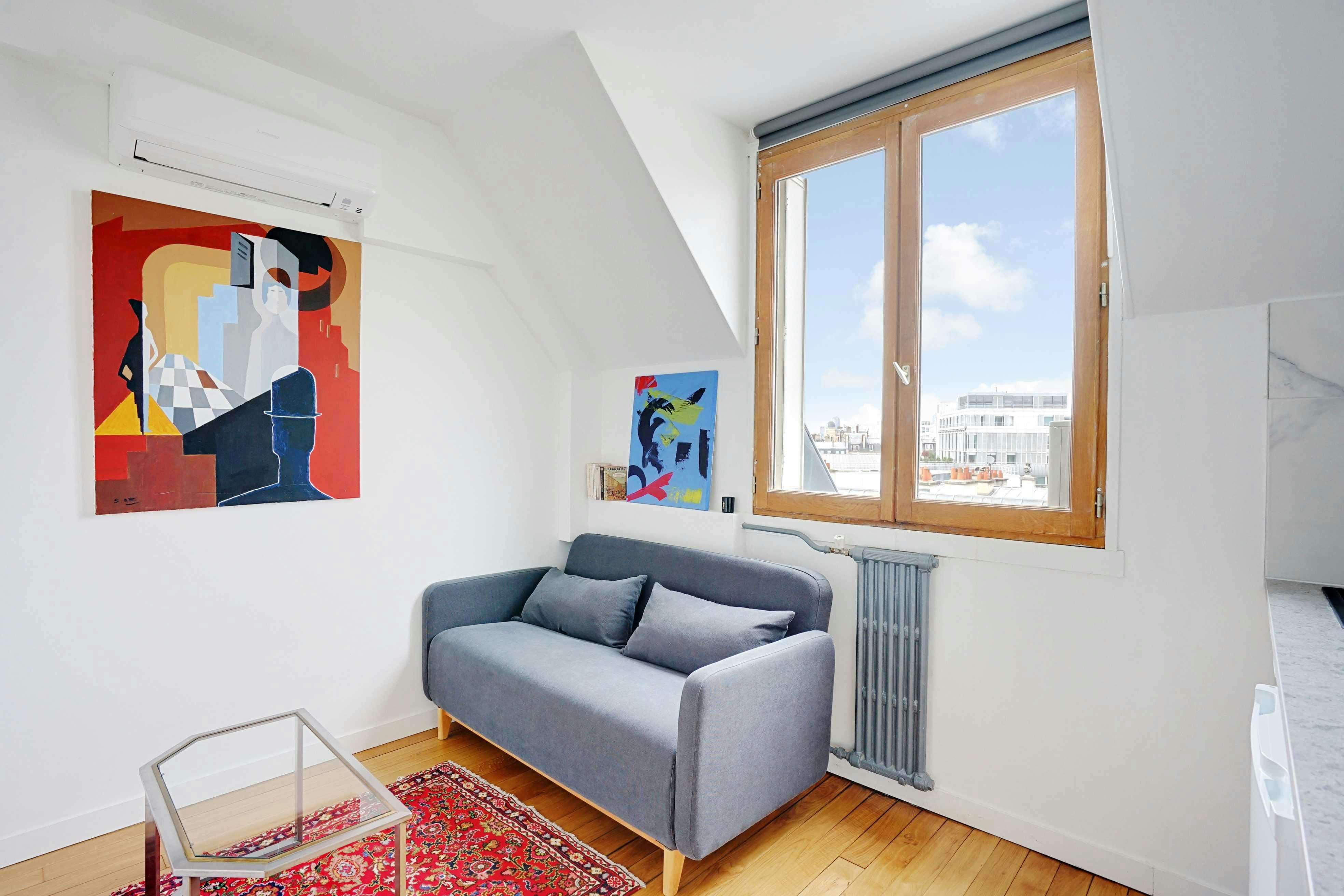 Studio in Paris