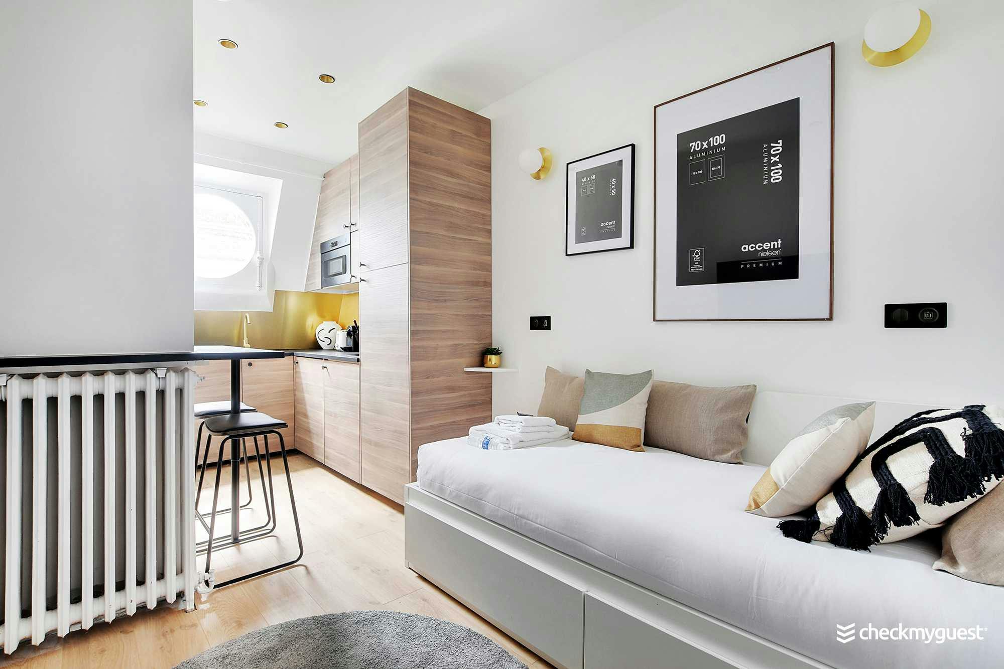 Avenue Victor Hugo, Paris preview