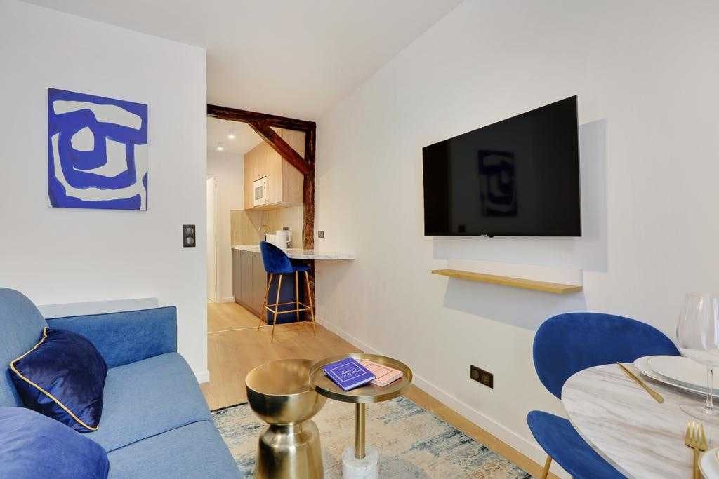 Rue de l'Assomption, Paris preview