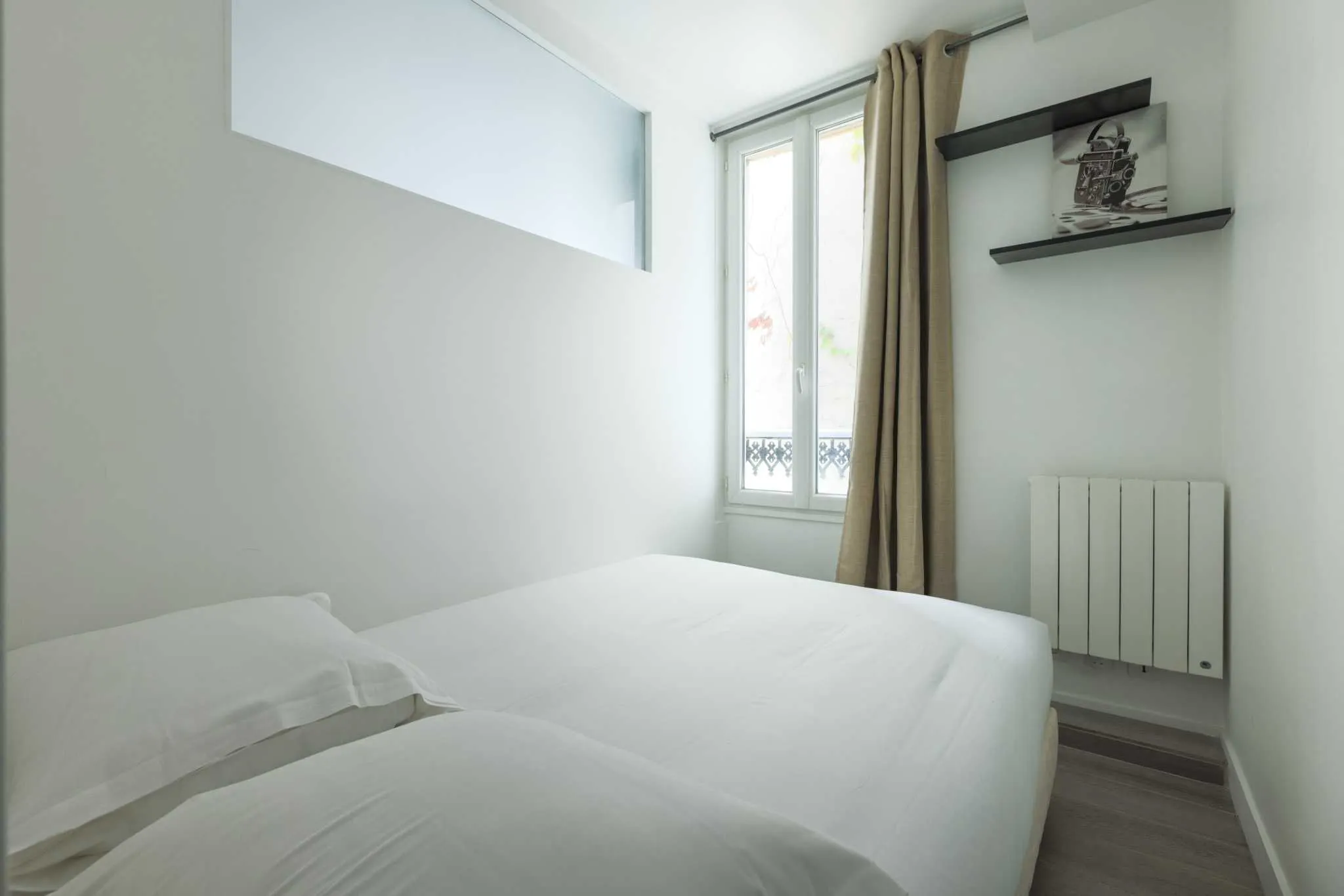Rue Feutrier, Paris preview