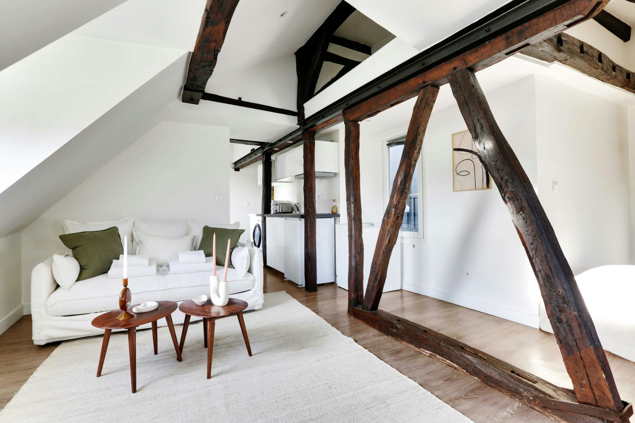 Rue Rambuteau, Paris preview