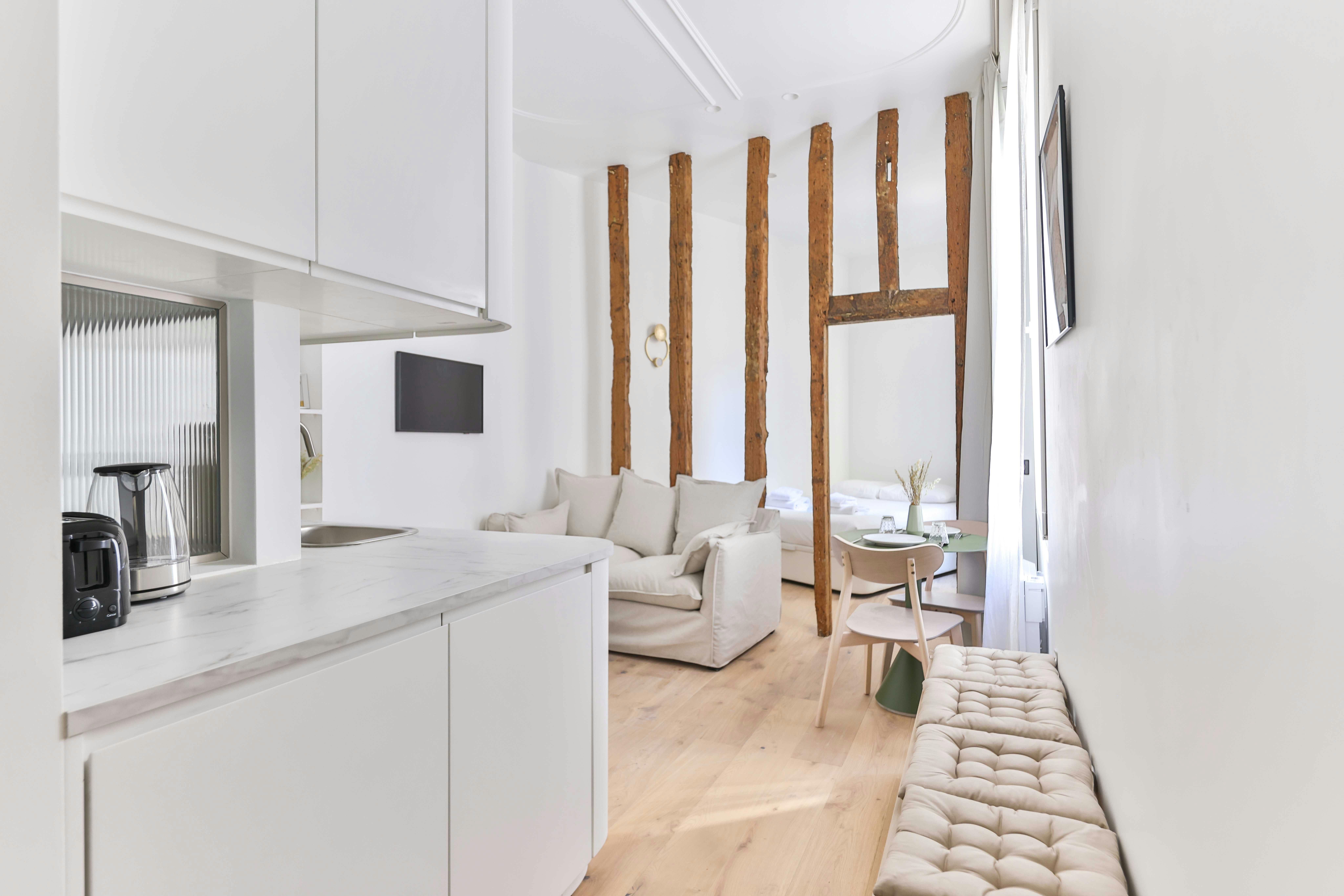 Rue Guénégaud, Paris preview