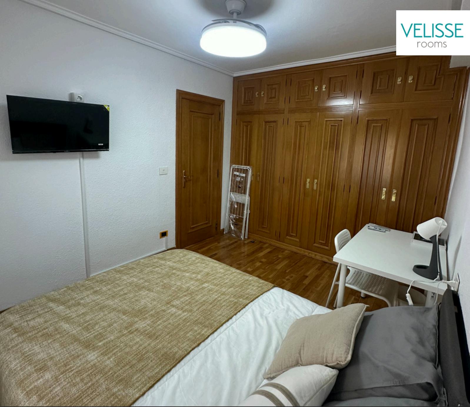 Habitación privada en alquiler por 390 € al mes en Zaragoza, Avenida del Tenor Fleta