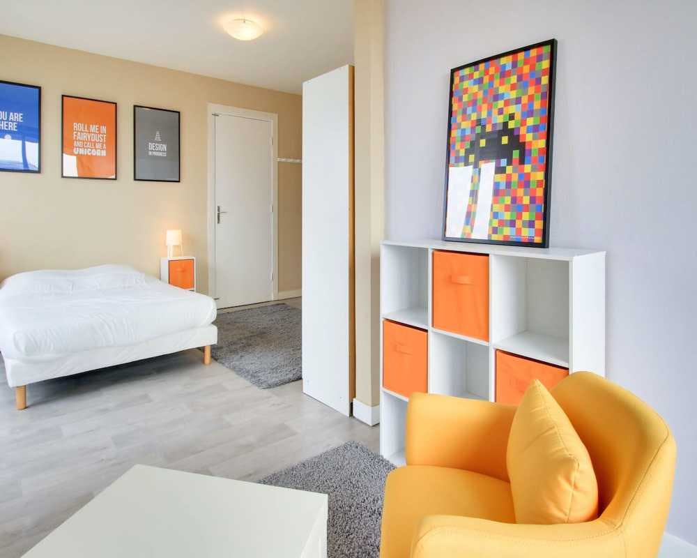 Private room in Rue de la Barre, Lille (1686040) room image 9