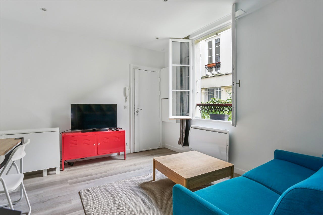 Apartment for rent for €1,770 per month in Paris, Rue des Boulangers
