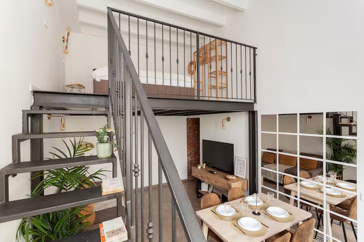 Studio for rent for €3,000 per month in Milan, Via Giuseppe Ripamonti