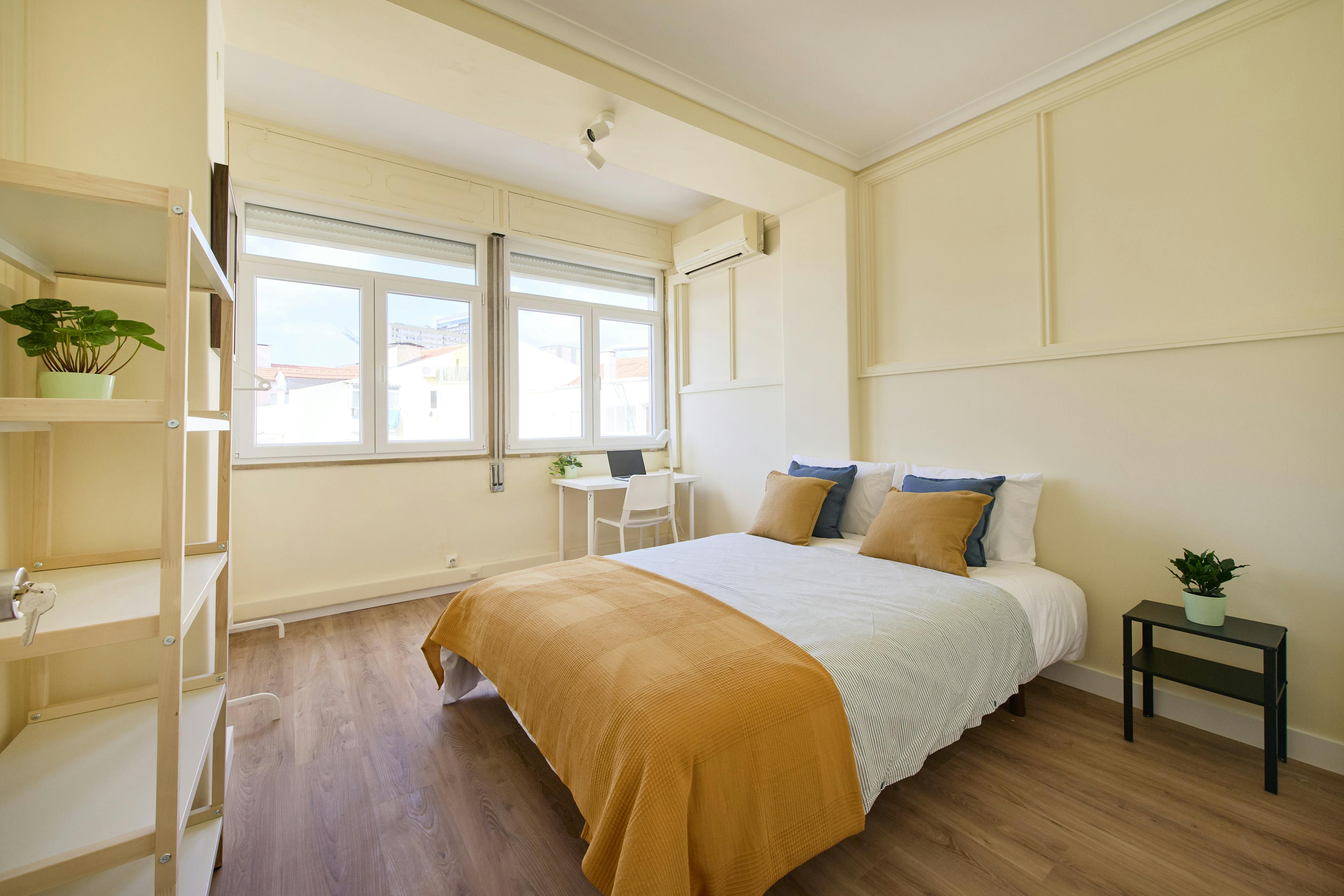 Pokój prywatny do wynajęcia za 589 € miesięcznie w mieście Lisbon, Avenida Duque de Loulé