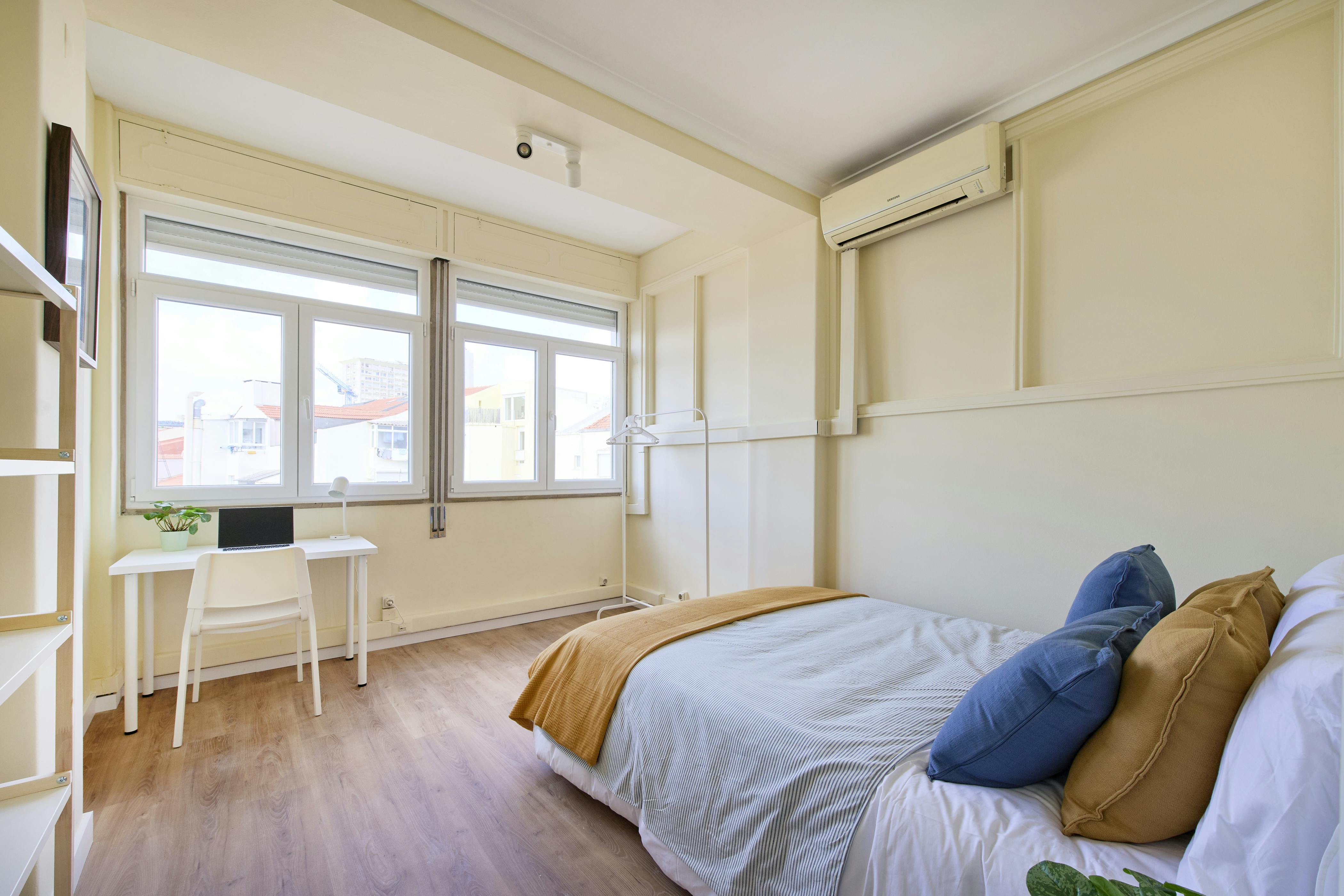 Pokój prywatny do wynajęcia za 598 € miesięcznie w mieście Lisbon, Avenida Duque de Loulé