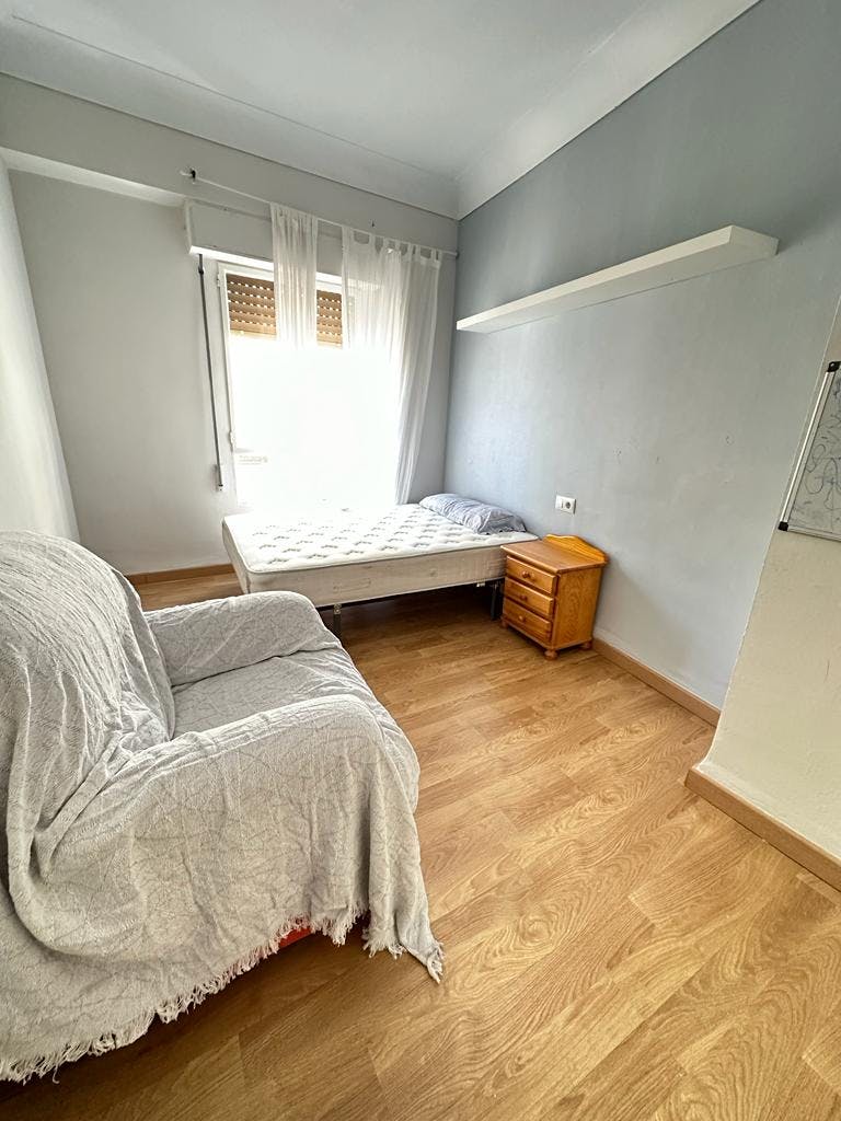 Habitación privada en alquiler por 390 € al mes en Valencia, Carrer del Mestre Clavé