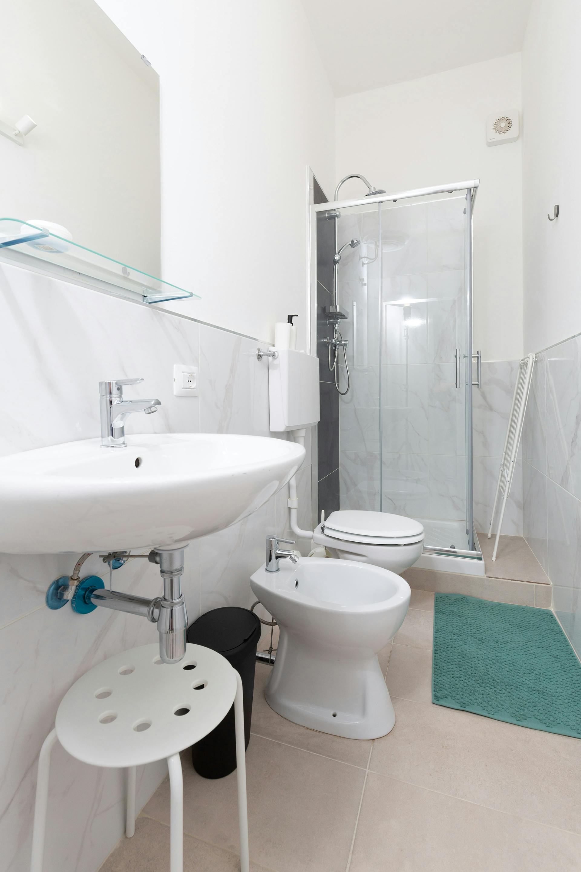 Appartement te huur voor € 630 per maand in Forlì, Viale Fratelli Spazzoli