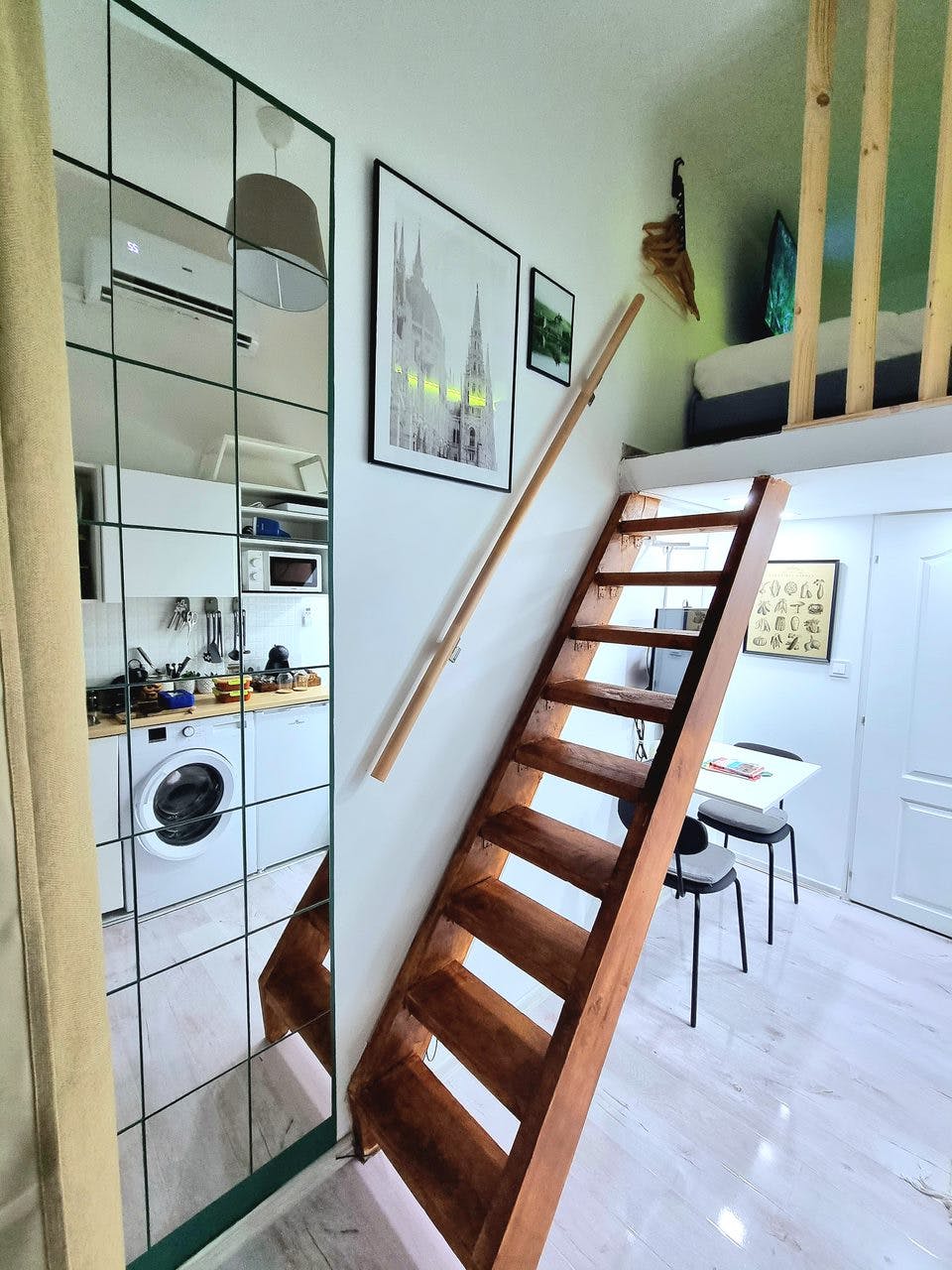 preview gallery tile