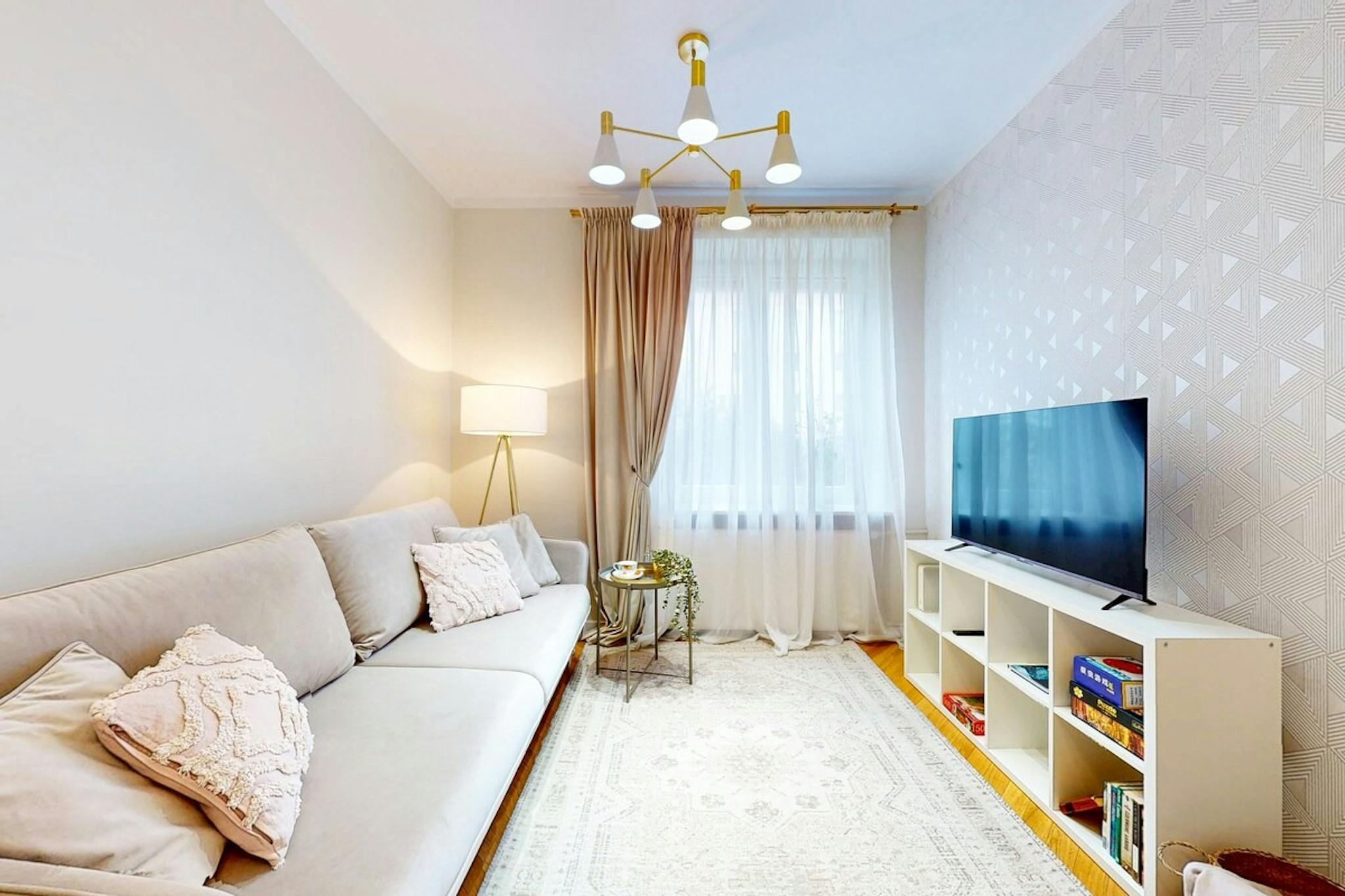 Górska, Warsaw preview