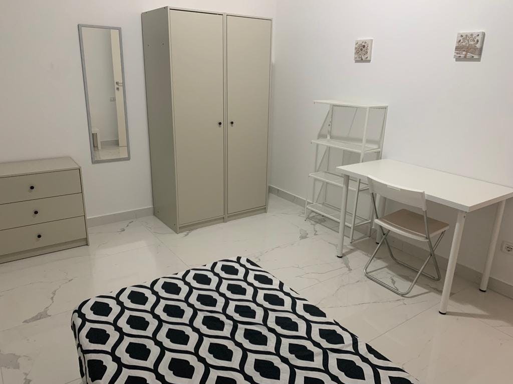 Private room for rent for €890 per month in Rome, Viale Giustiniano Imperatore