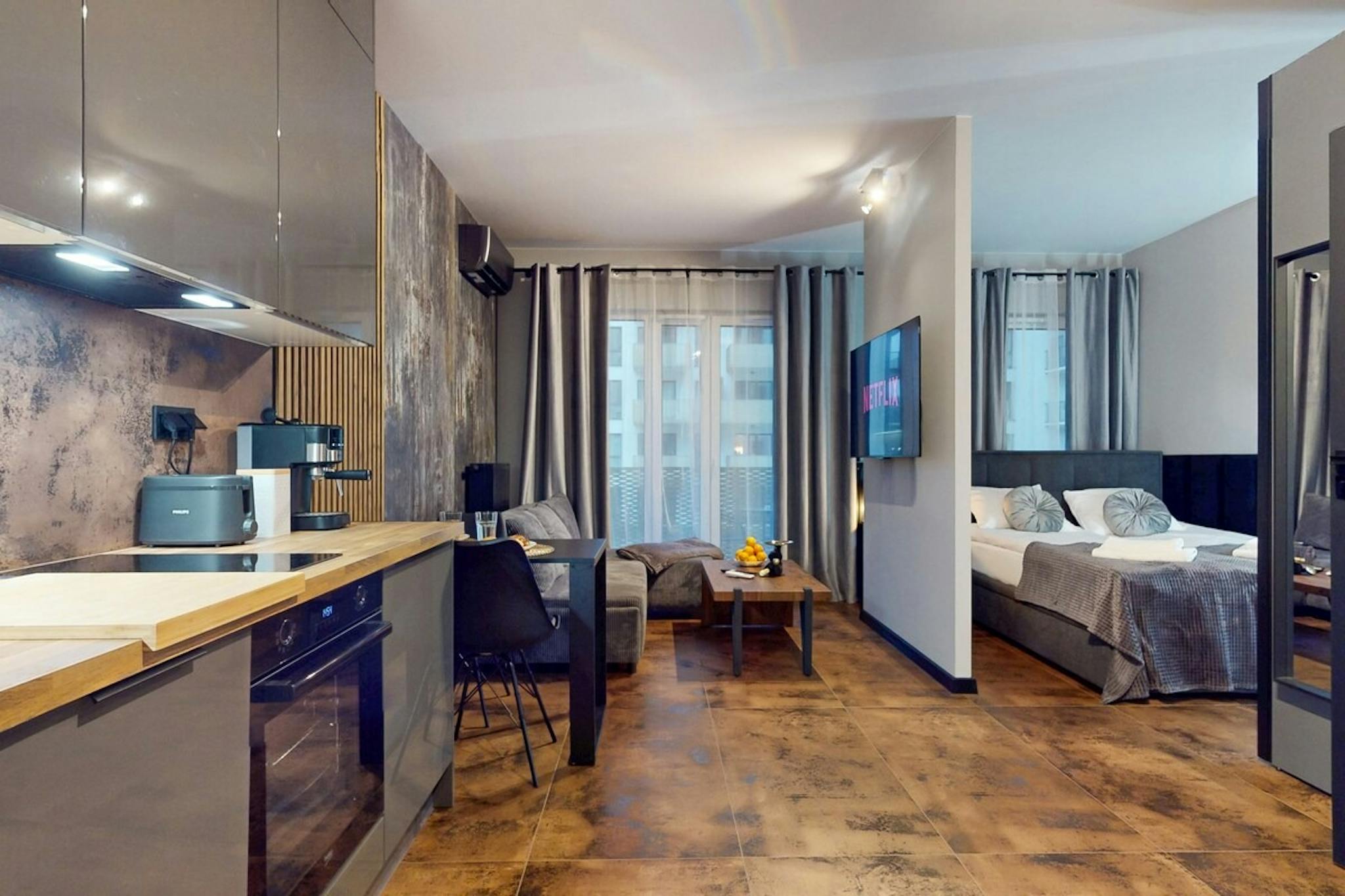 Redutowa, Warsaw preview