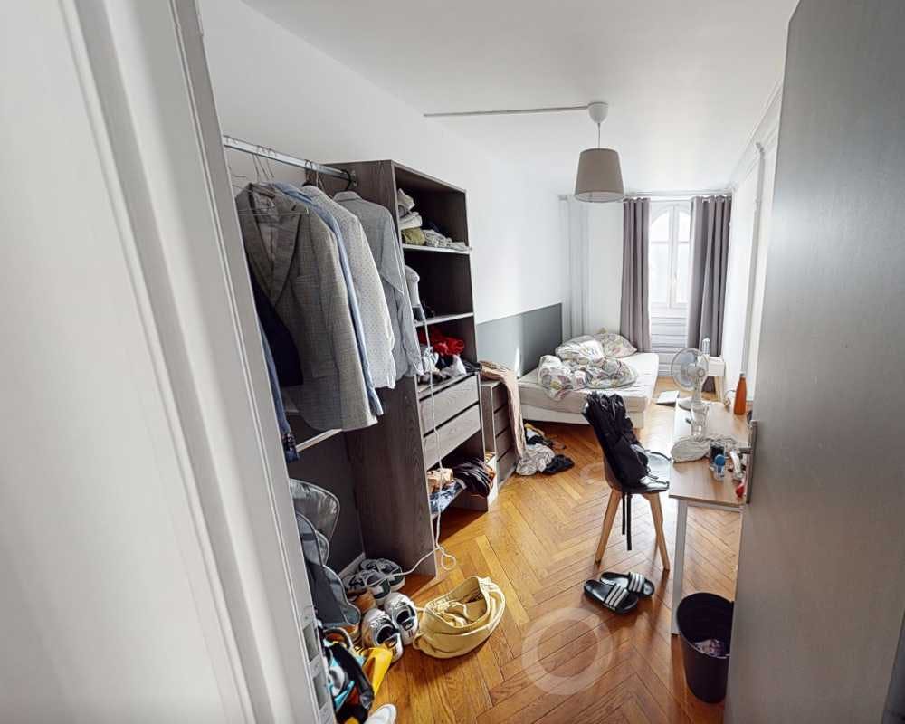 Private room in Place de la Bourse, Lyon (1686541) room image 9