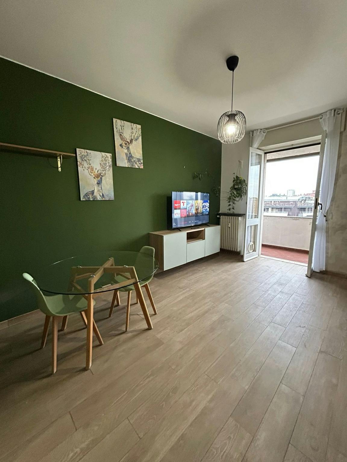 Appartement te huur voor € 1.390 per maand in Monza, Via Carlo Goldoni