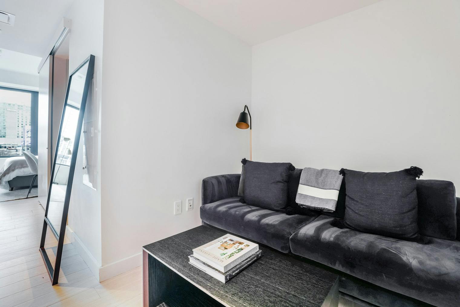 Monolocale in affitto a $6,026 al mese a Boston, Congress Street