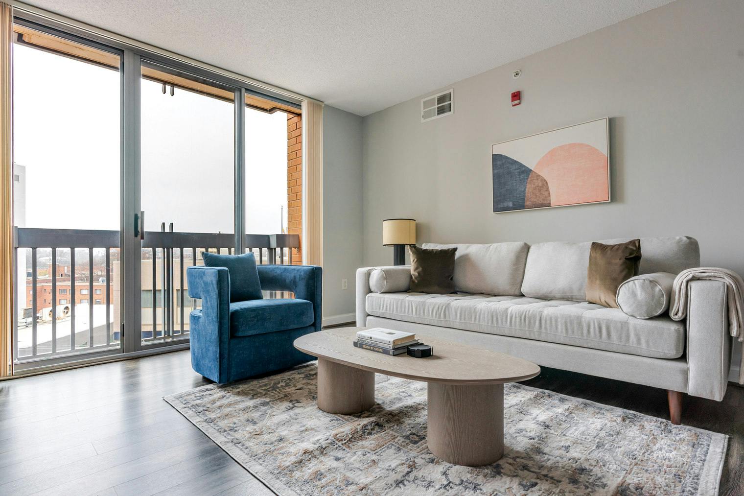 Apartamento en alquiler por $2,822 al mes en Bethesda, Cordell Avenue