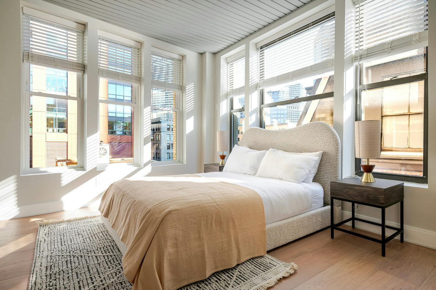 单间公寓 正在以 $4,895 的月租出租，其位于 Boston, Bromfield Street