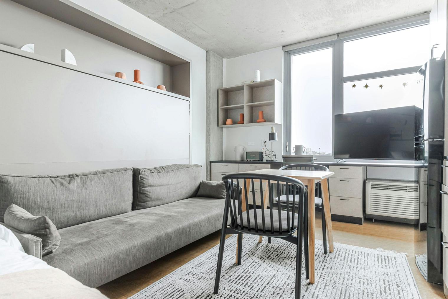 Studio for rent for $2,195 per month in Chicago, North Fremont Street