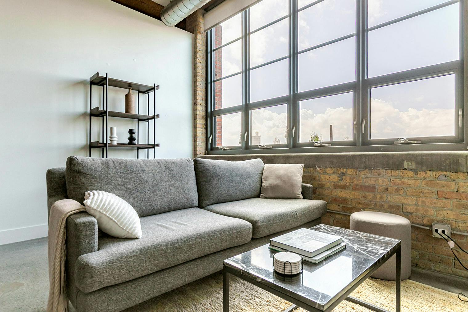 Apartment for rent for $3,448 per month in Chicago, North Southport Avenue