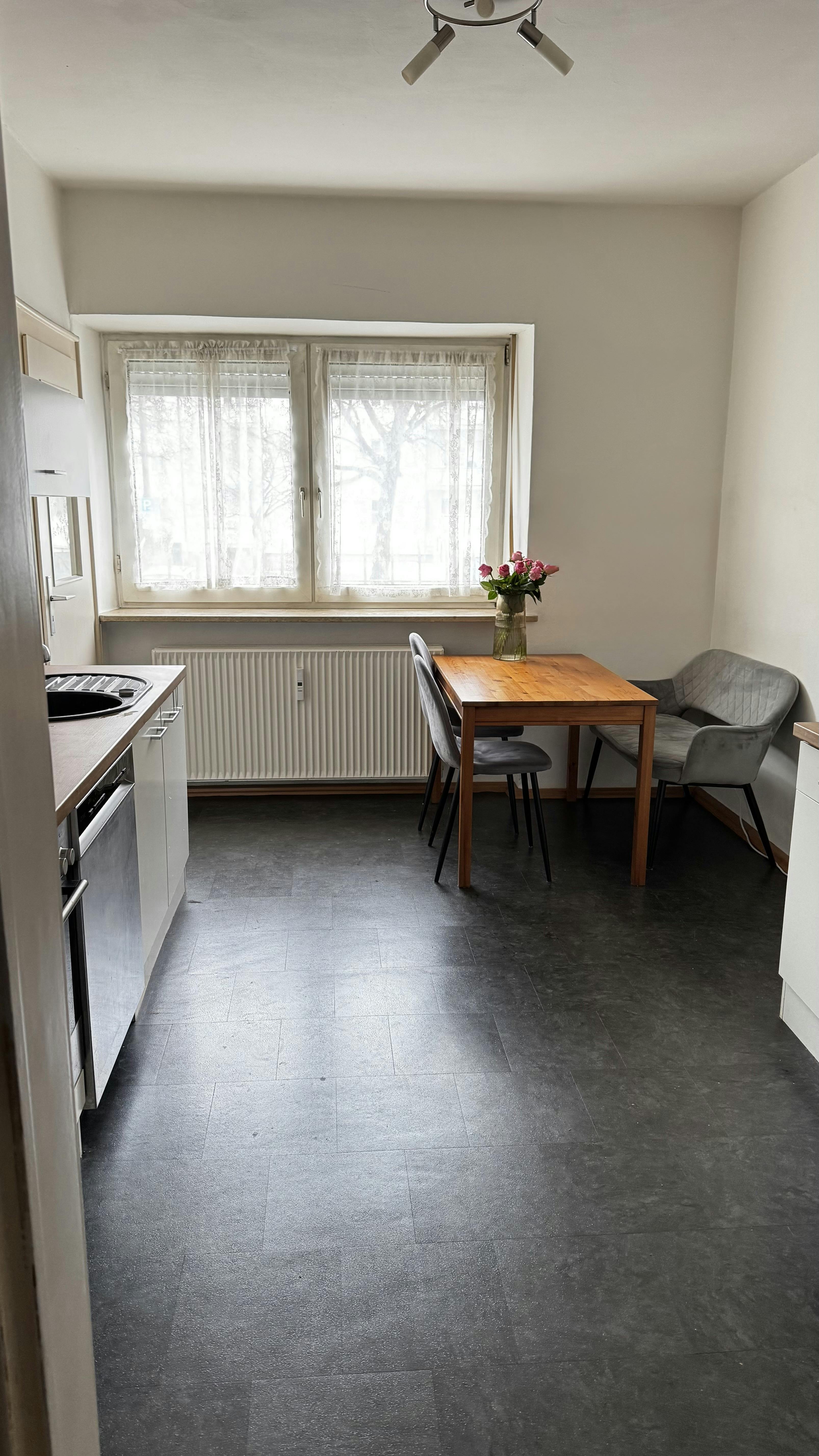 Apartment for rent for €1,590 per month in Munich, Wendl-Dietrich-Straße