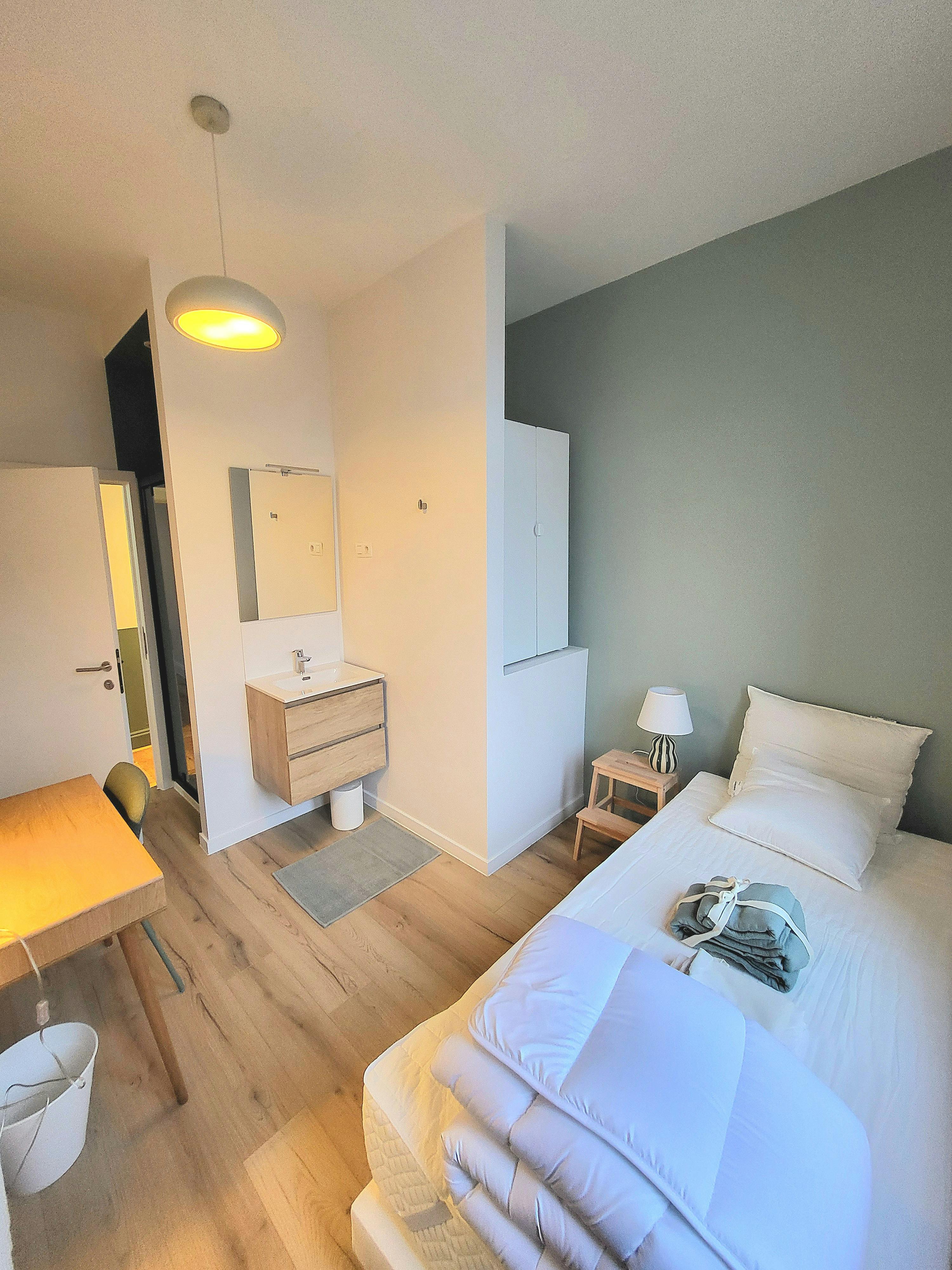 Single room Lille, 1 bed, 9m² — photo 2