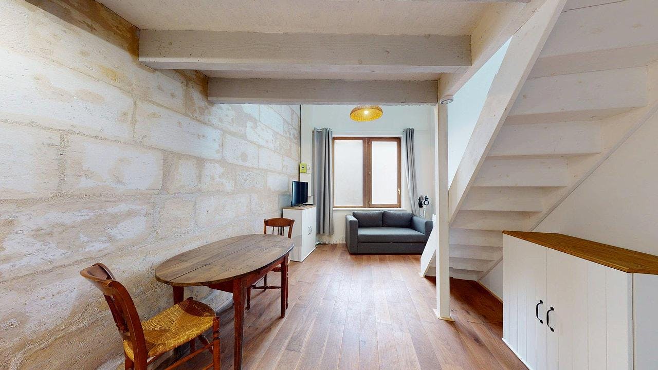 房源 正在以 €660 的月租出租，其位于 Lormont, Rue de la République