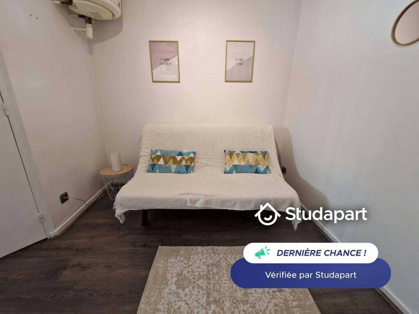 Apartment for rent for €400 per month in Reims, Rue des Salines