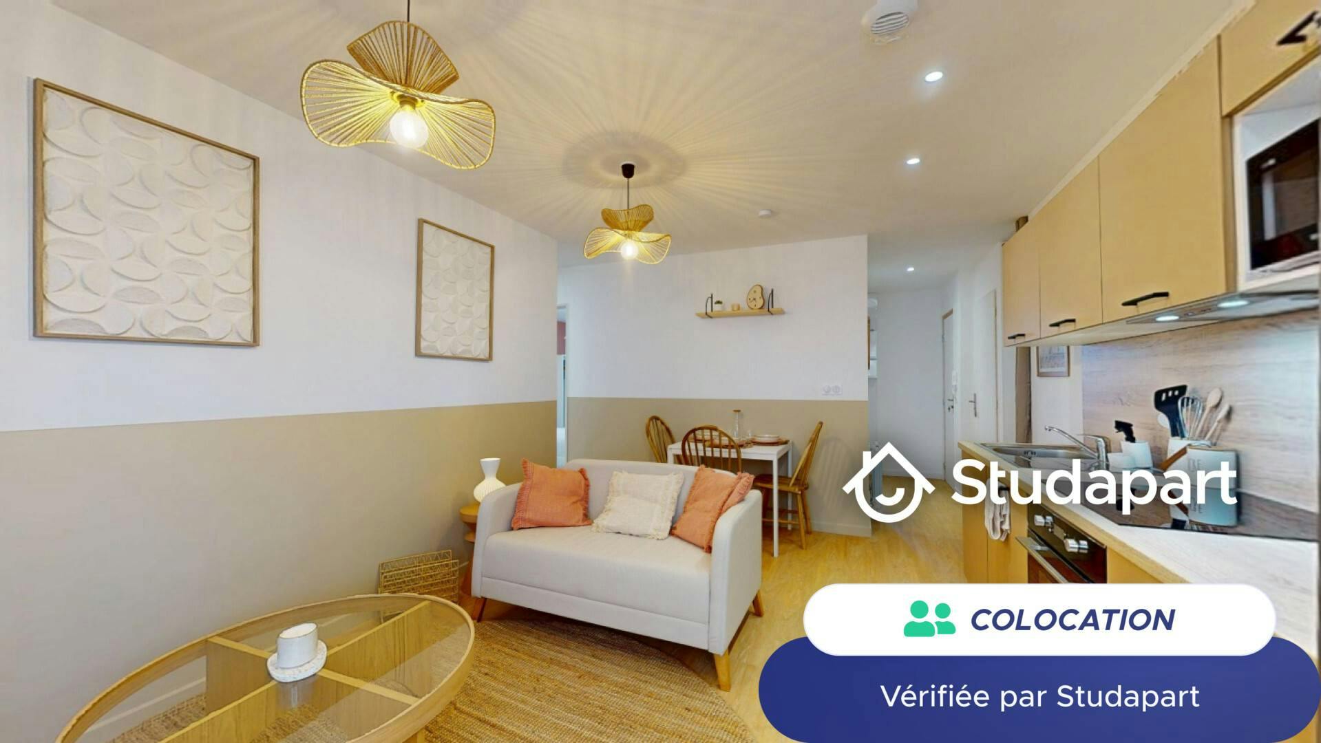 Private room for rent for €465 per month in Lorient, Rue Jules le Grand