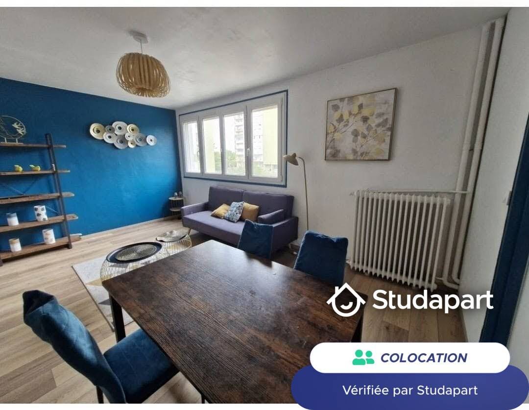 Private room for rent for €445 per month in Orléans, Place du Bois