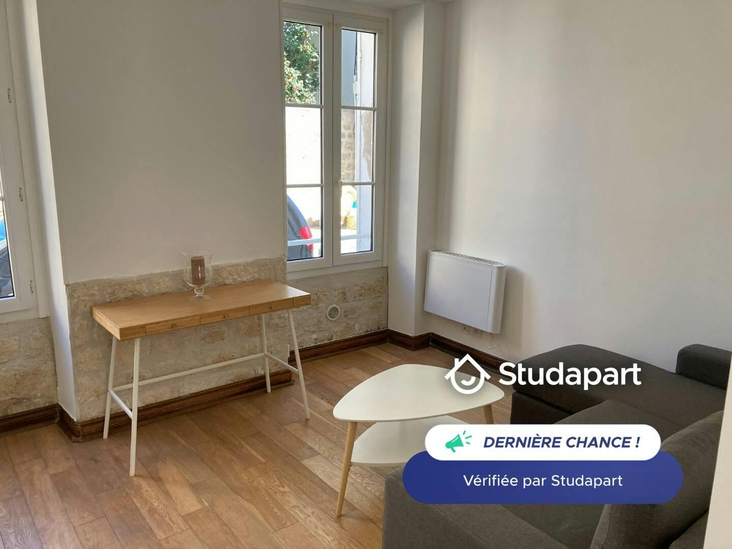 Wohnung zu mieten für 820 € pro Monat in Pontoise, Rue des Carrières