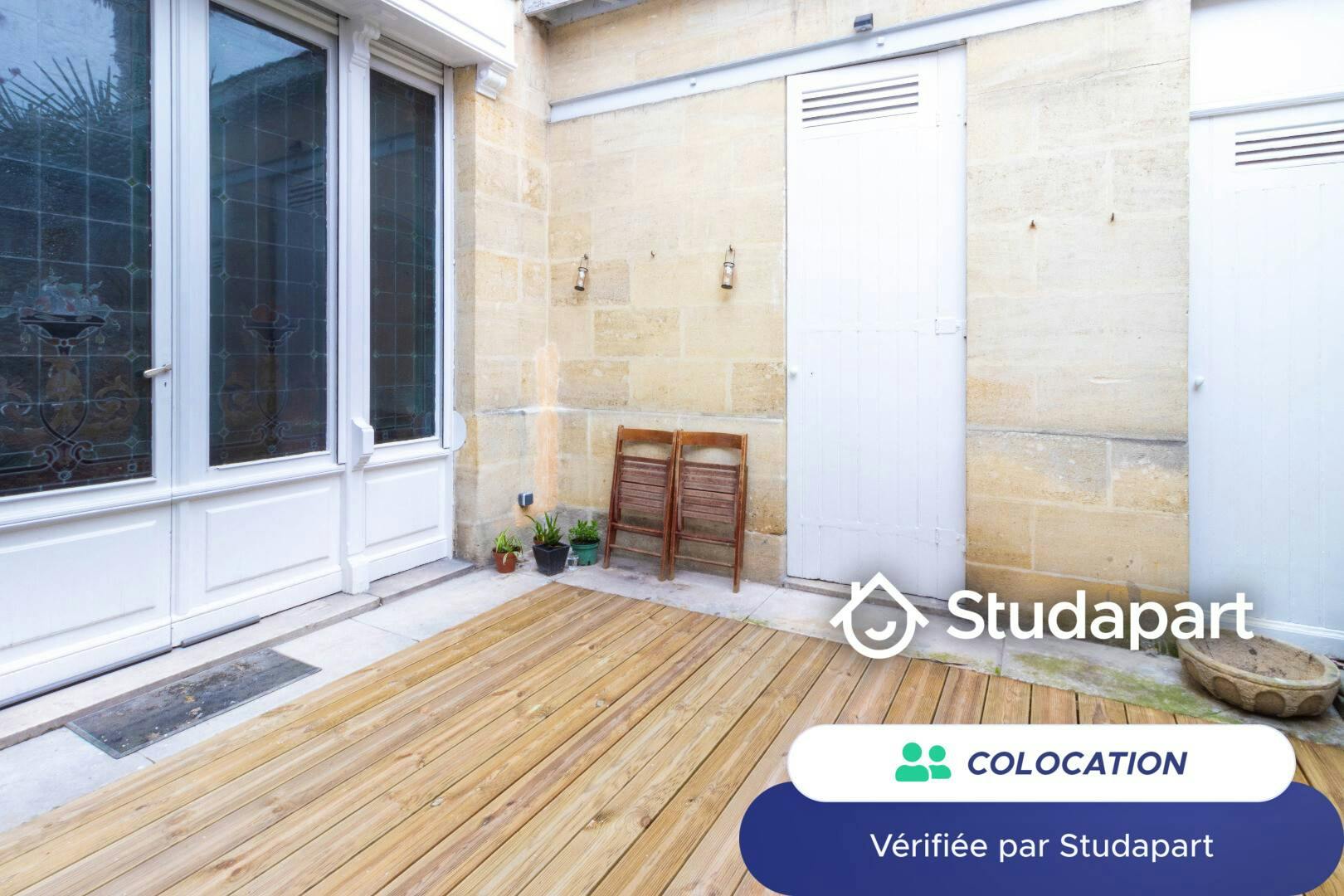 Private room for rent on Rue Peyronnet, Bordeaux - Plus