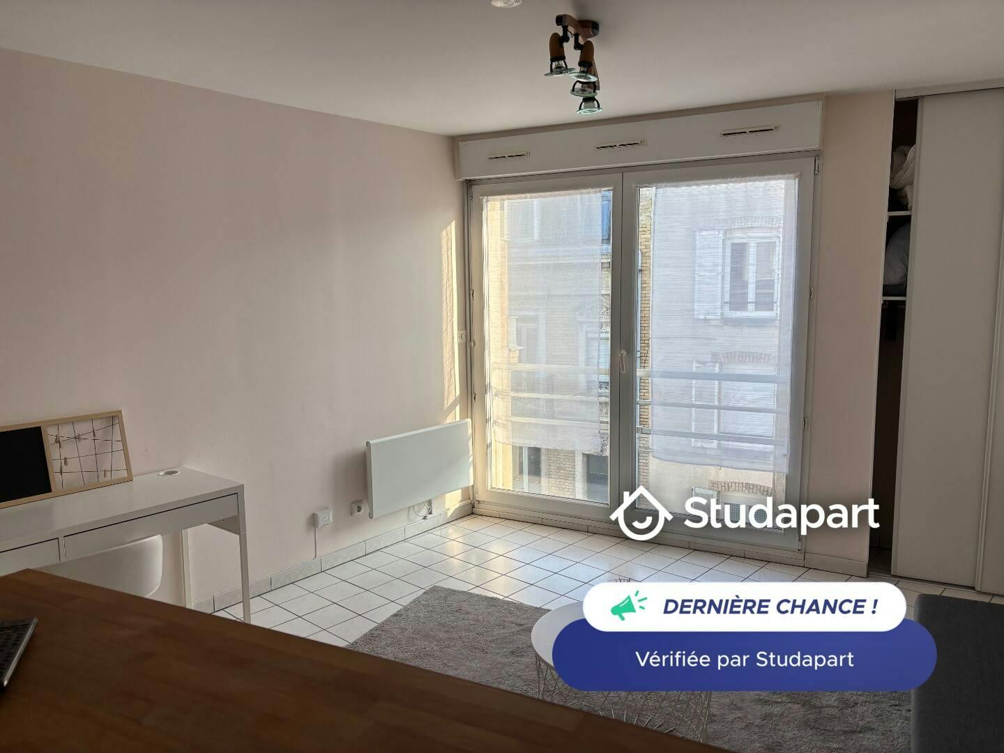 Apartment for rent for €580 per month in Reims, Rue Ruinart de Brimont