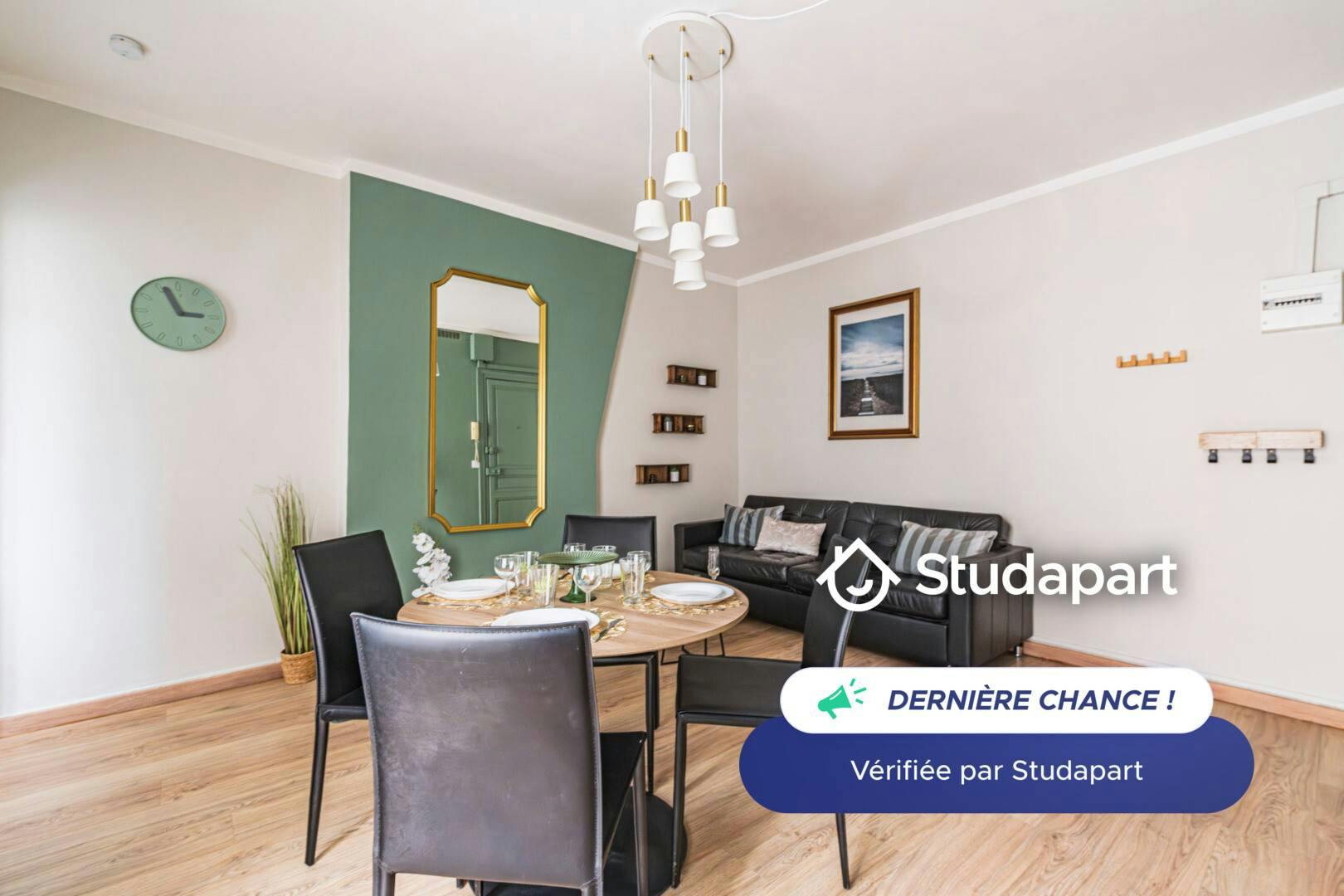 Apartment for rent for €830 per month in Reims, Rue du Barbâtre