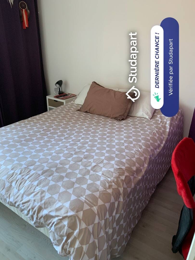 Cameră privată de închiriat pentru 500 EUR pe lună în Biot, Avenue Saint-Philippe