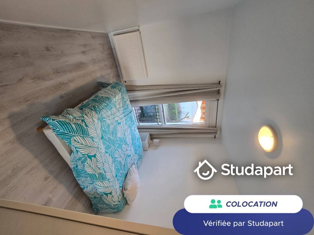 Private room for rent for €350 per month in Angoulême, Allée des Lauriéres