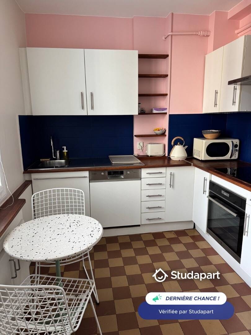 Wohnung zu mieten für 1.290 € pro Monat in Rennes, Rue Liothaud
