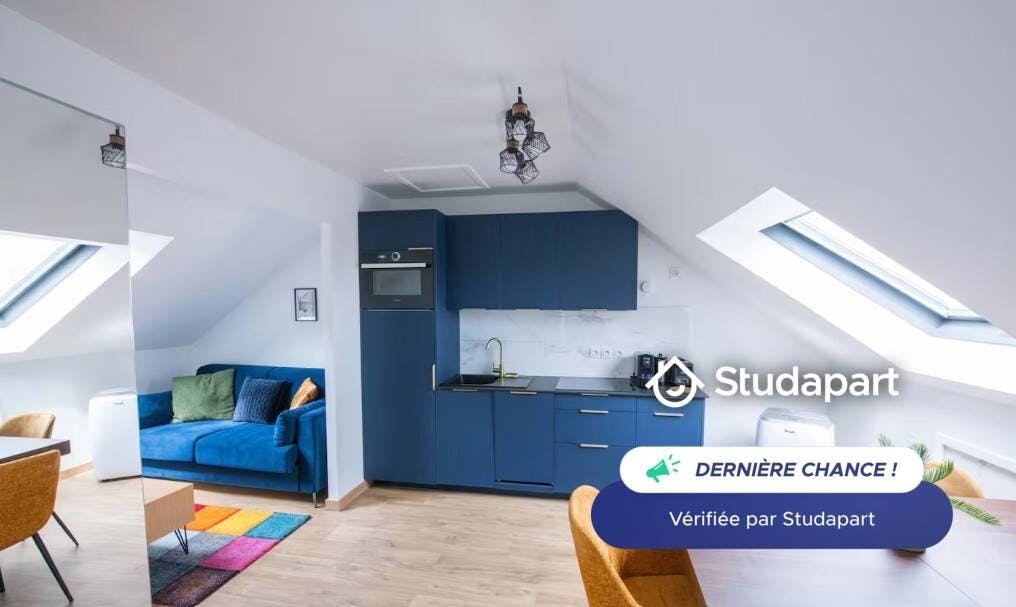 Apartment for rent for €1,459 per month in Gentilly, Rue Dedouvre