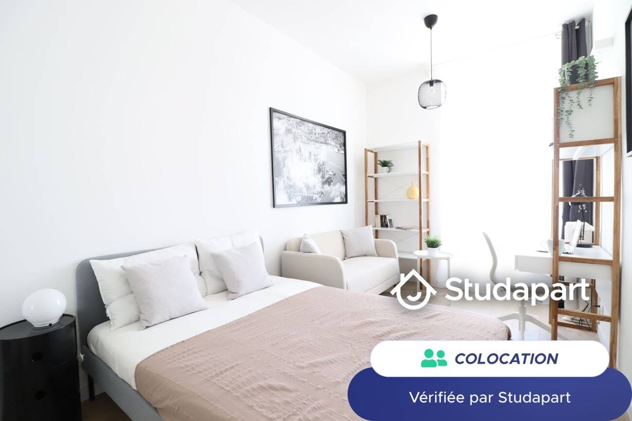 Private room for rent for €720 per month in Nice, Rue Vernier