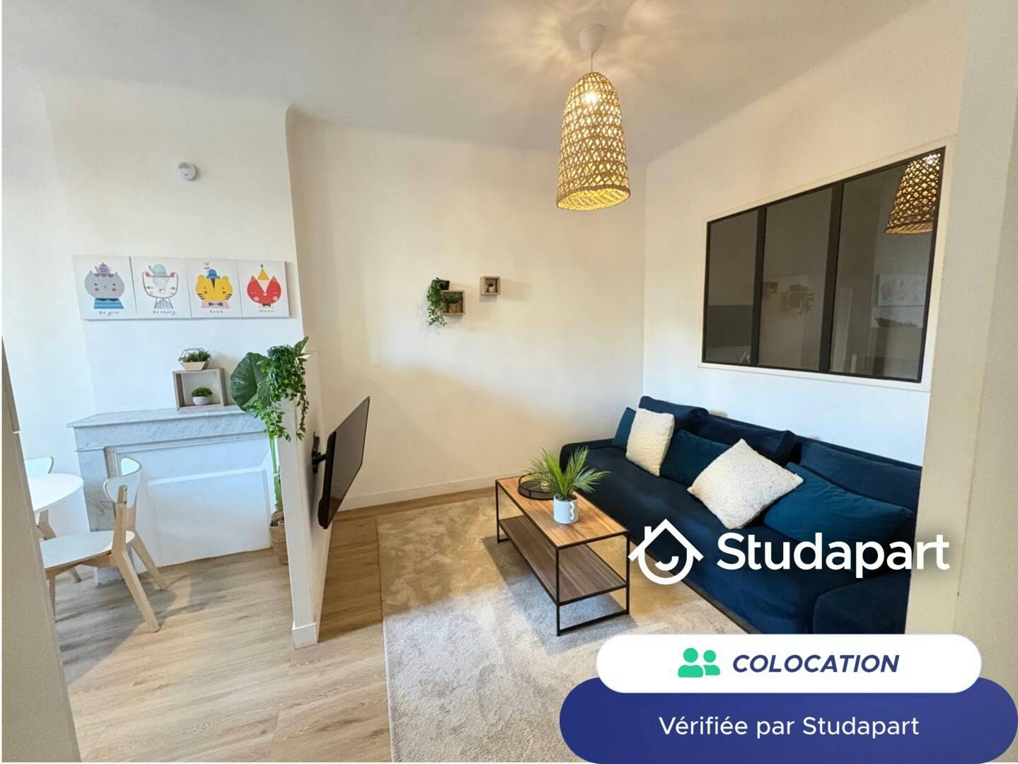 Private room for rent for €580 per month in Marseille, Rue Vincent Leblanc