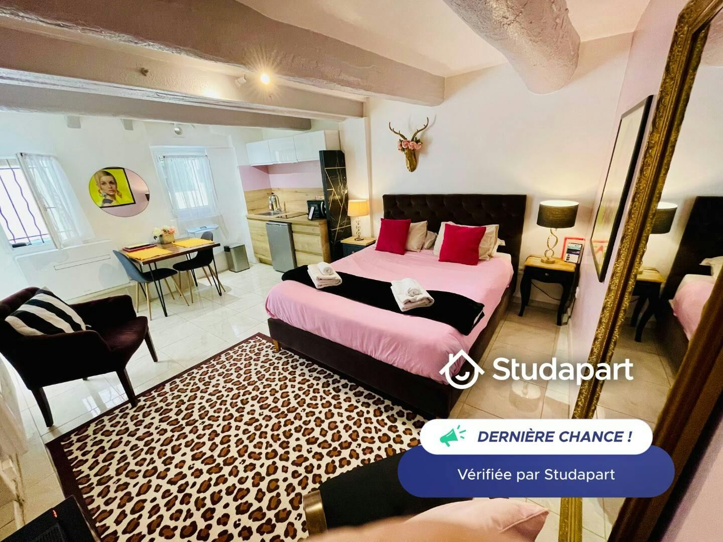 Appartement à louer pour 775 €/mois à Antibes, Impasse des Revennes