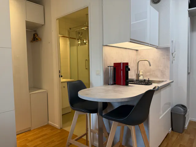 1-Bedroom Apartment in Rue d'Estienne d'Orves, Rueil-Malmaison (1687711) room image 2