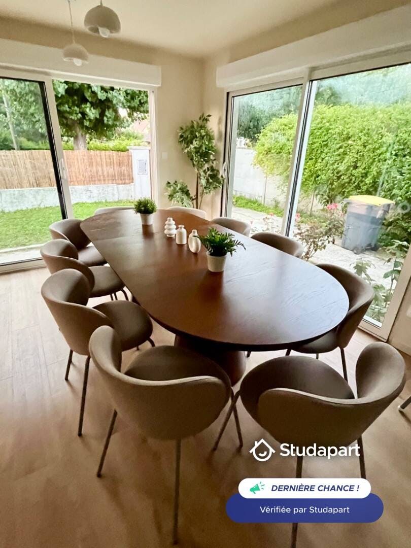 Maison à louer pour 2 890 €/mois à Ouistreham, Avenue de la Heve