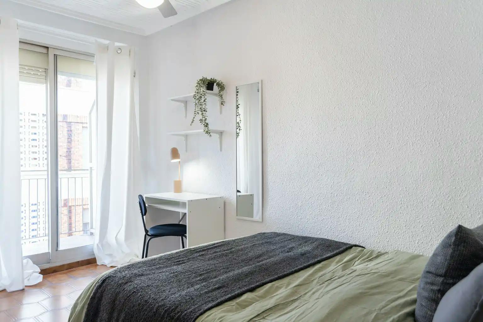 Single room Torrent, 1 bed, 9m² — photo 12