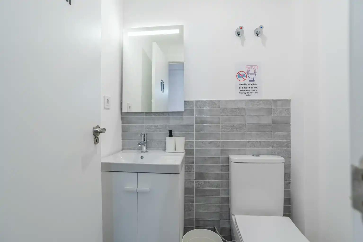 Single room Torrent, 1 bed, 9m² — photo 12