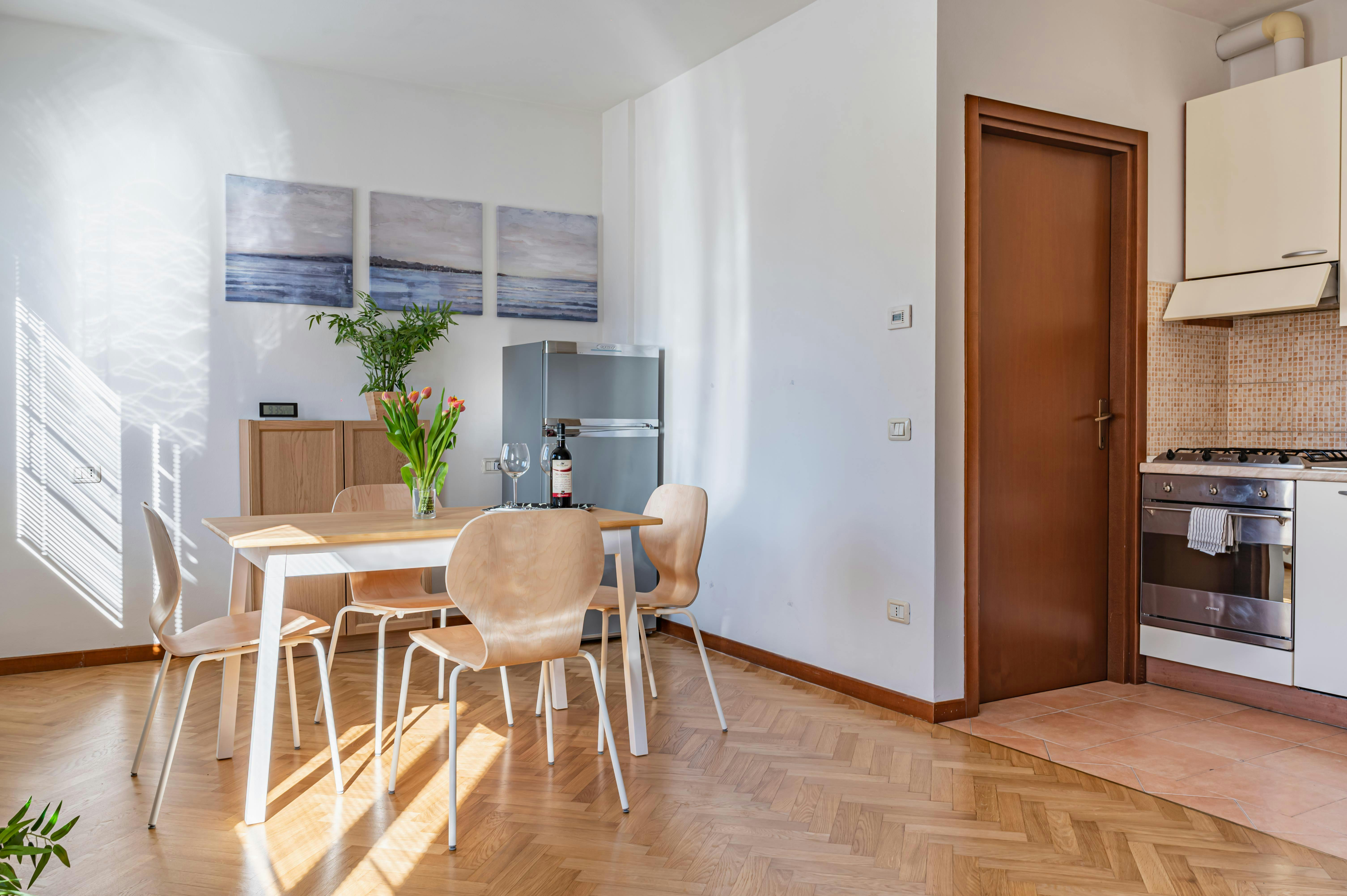 Appartement te huur voor € 900 per maand in Parma, Via Marino Mazzacurati