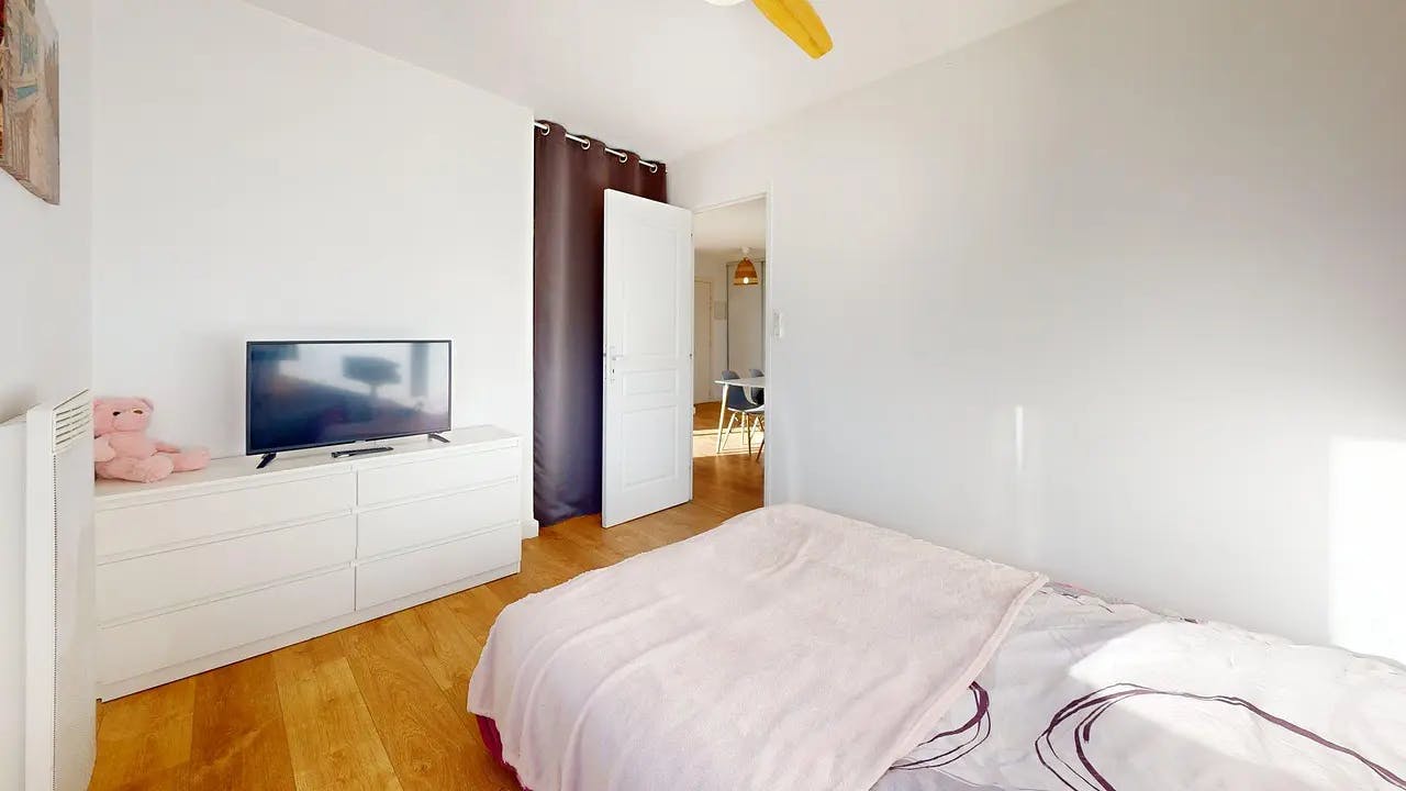 Cours Louis Fargue, Bordeaux preview